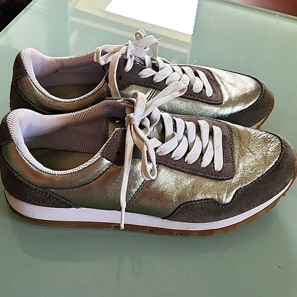 Zara Silver Leather Sneakers - Picture 1 of 7